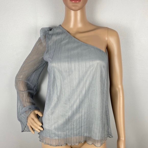 NEW HOUSE OF HARLOW 1960 REVOLVE BLUE ONE SHOULDER TOP - Picture 2 of 7